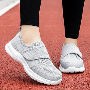 Comfy Family Elderly Diabetic Shoes Men Women Sneaker Large Size Plus Fertilizer Widening Shoes Adjustable Foot Swelling Shoe Non-Slip Couple