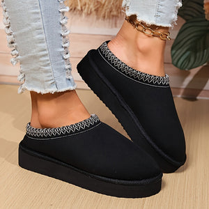 Comfy Family Helsinki - Luxurious Winter Slippers Black / UK 3