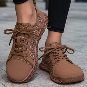 Overlane Bloomy Lite - Lace-Up Sneakers for Wide Feet Brown / 44