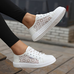 Overlane Bloomy Sport - Elegant & Comfortable Lace Sneakers