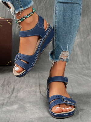 Overlane Women's sandals with comfortable arch support, high-quality PU material straps with adjustable buckles, thick soles for comfort, summer vacation style, beige/black/navy blue, suitable for beach wear | Durable synthetic upper