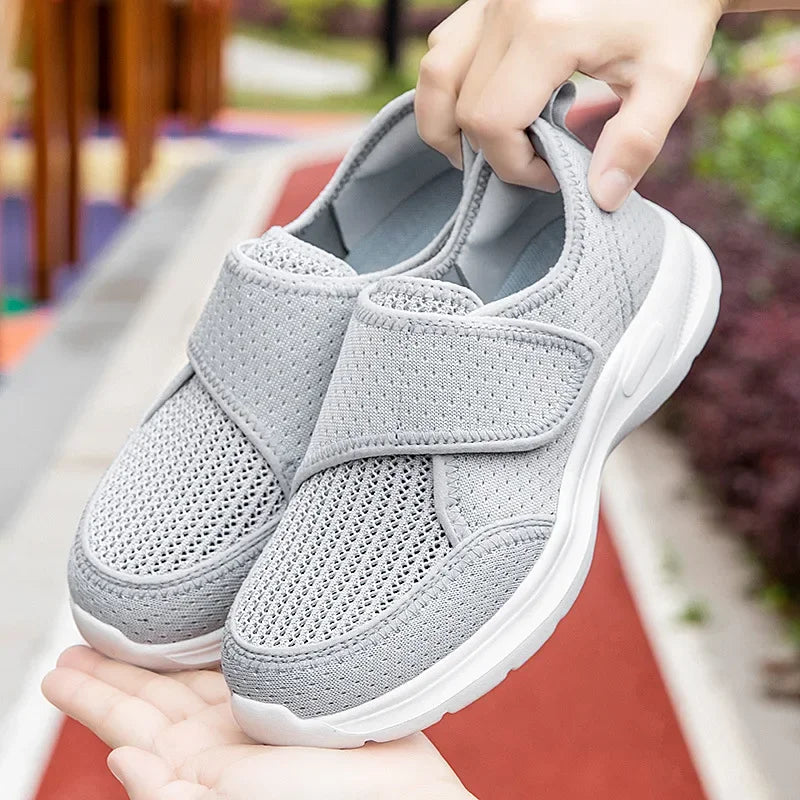Comfy Family Elderly Diabetic Shoes Men Women Sneaker Large Size Plus Fertilizer Widening Shoes Adjustable Foot Swelling Shoe Non-Slip Couple
