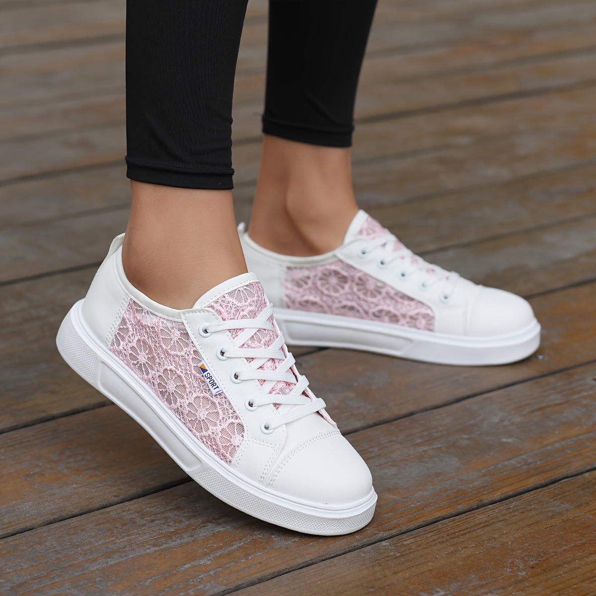 Overlane Bloomy Sport - Elegant &amp; Comfortable Lace Sneakers
