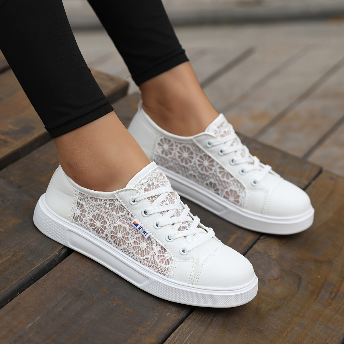 Overlane Bloomy Sport - Elegant &amp; Comfortable Lace Sneakers